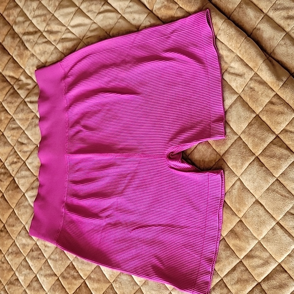 Women's XL Magenta ribbed biker shorts